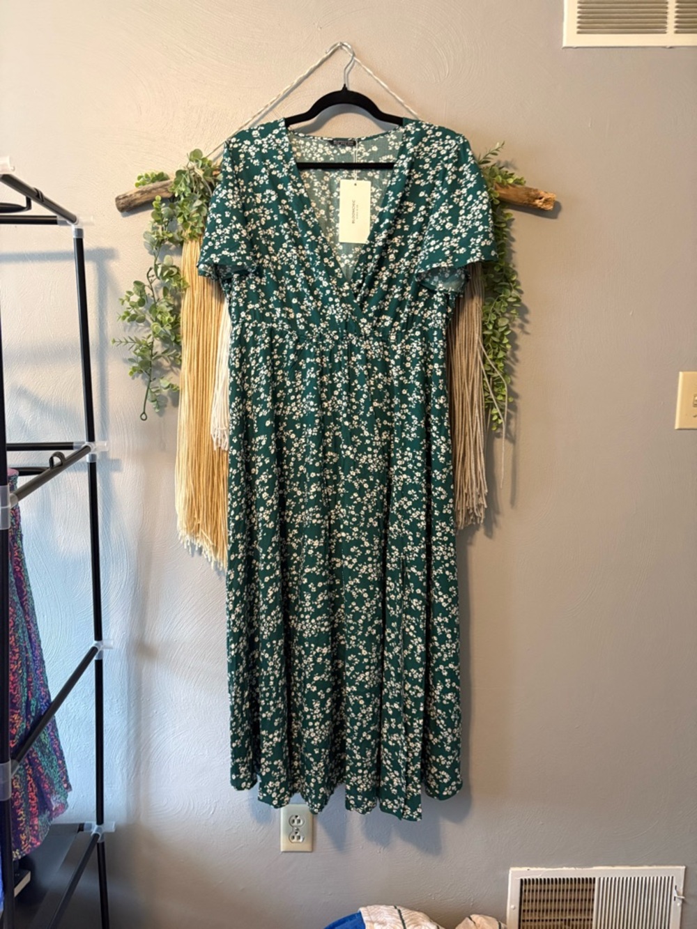 BloomChic Dark Green Floral V-Neck Midi Dress